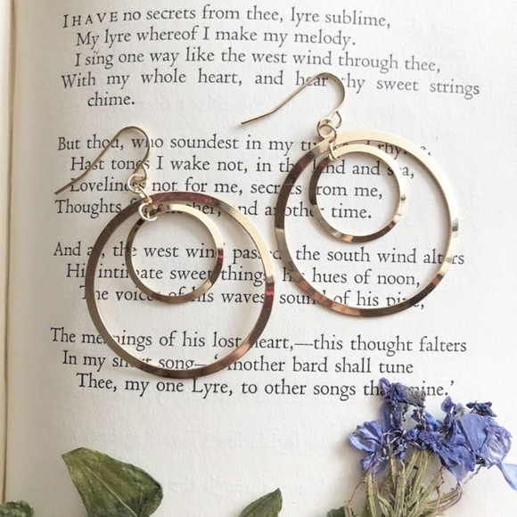 ALQUIMIA Jewelry - 3/35$$ GOLD DOUBLE HOOPS